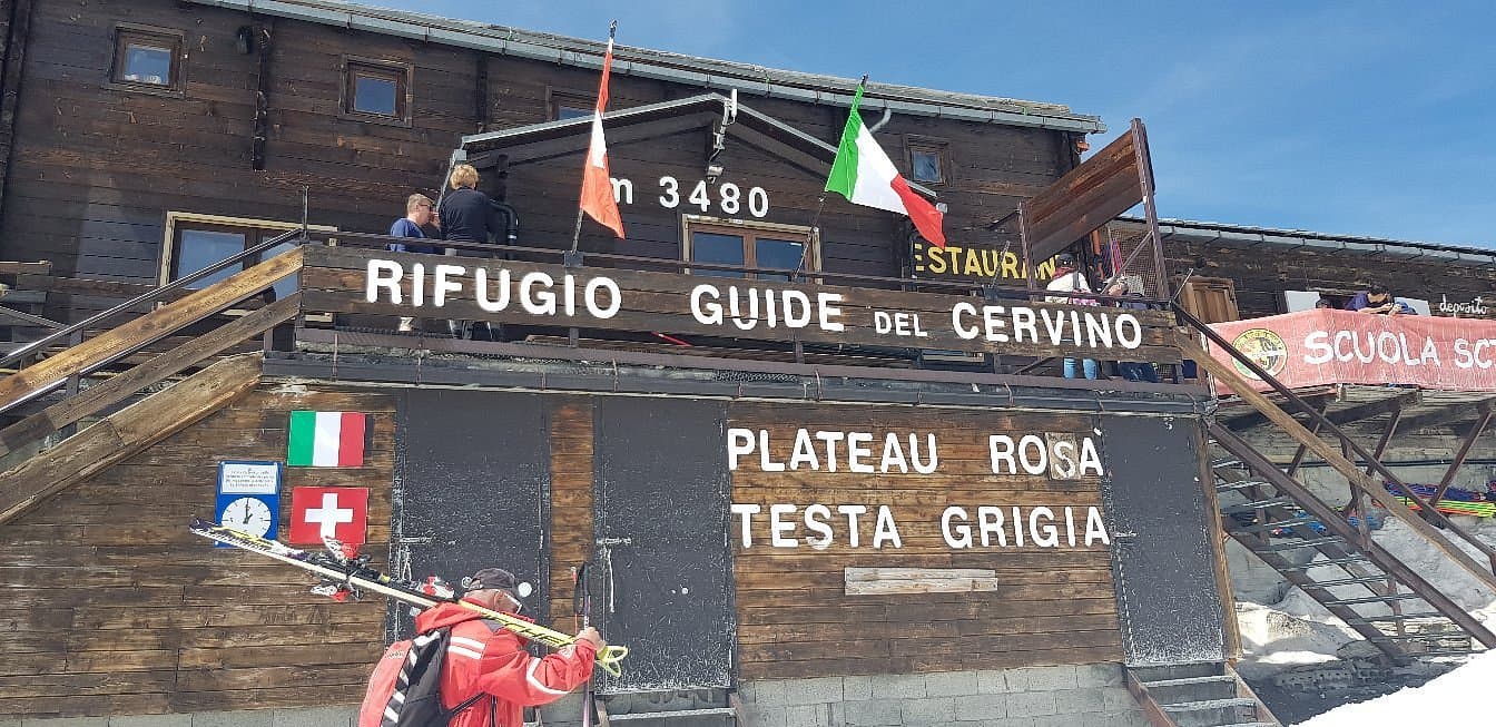 Rifugio Guide del Cervino at Plateau Rosa, 3,480 m